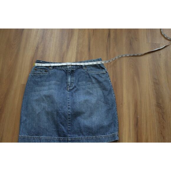 Women's Size 10 Hannah Skirt Dark Blue Front and Back Pockets - Picture 6 of 7